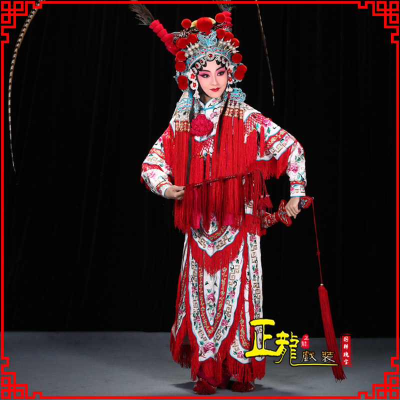 陆川刀马旦改容战父 软绉镶边女改良靠